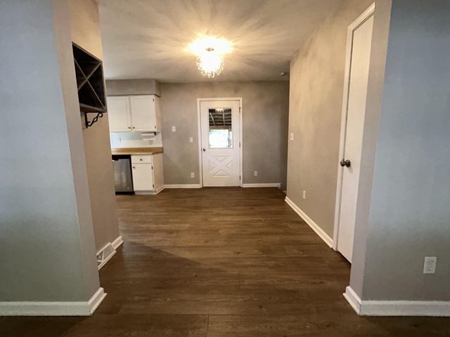 1750 W WEST WAY, Columbia, MO 65203