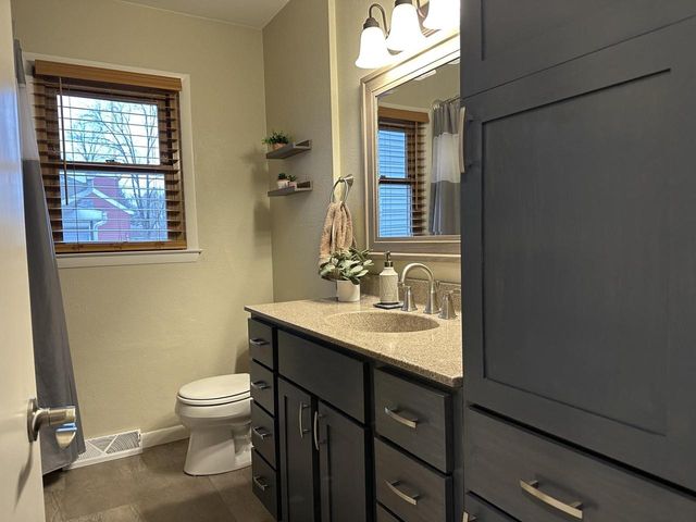 1140 DEWEY STREET, Wisconsin Rapids, WI 54494