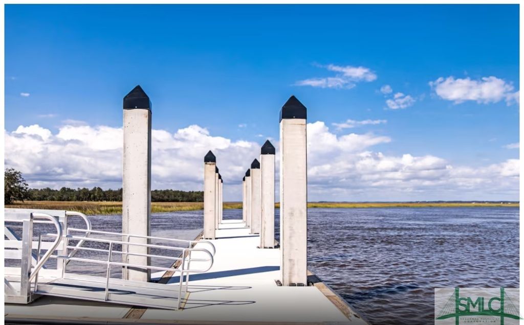 Image 11 of property listing at 86 Sandy Bend Drive, Richmond Hill, GA 31324