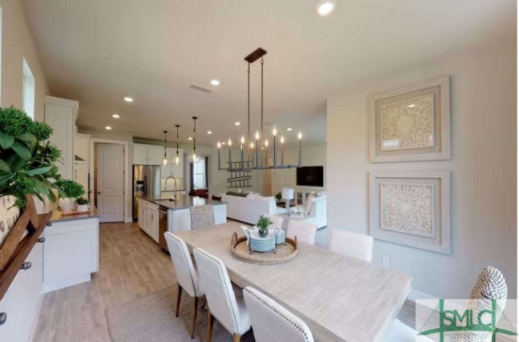 Image 8 of property listing at 86 Sandy Bend Drive, Richmond Hill, GA 31324