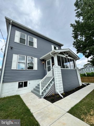 2932 YOST PL NE, Washington, DC 20018