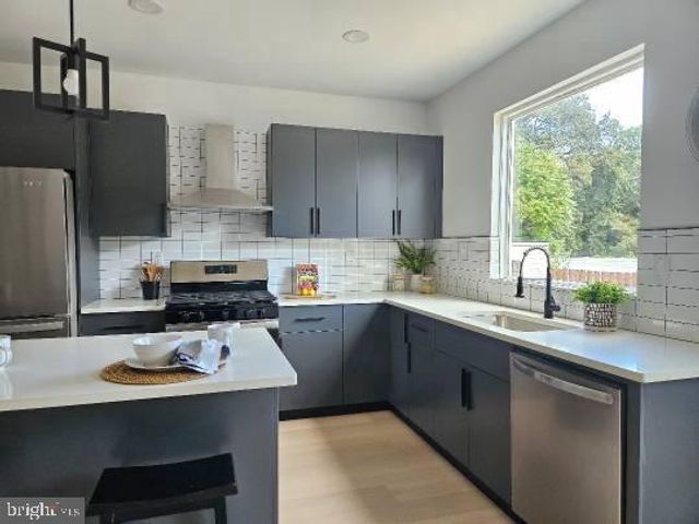 2932 YOST PL NE, Washington, DC 20018