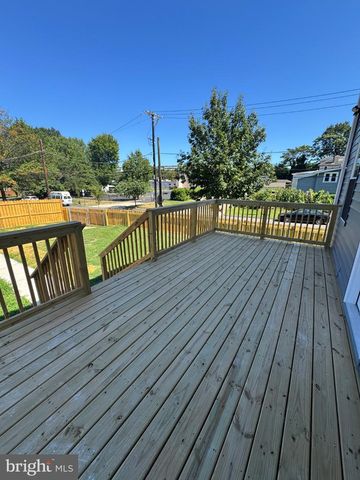 2932 YOST PL NE, Washington, DC 20018