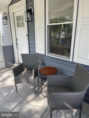 2932 YOST PL NE, Washington, DC 20018