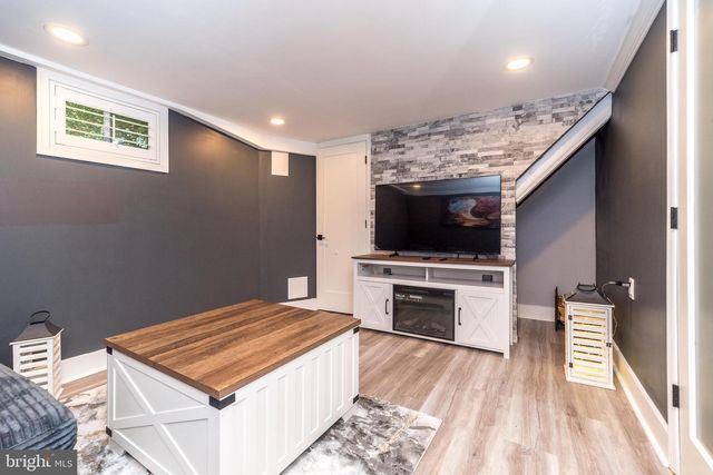 51 SAINT DUNSTANS RD, Hatboro, PA 19040