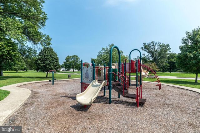 51 SAINT DUNSTANS RD, Hatboro, PA 19040