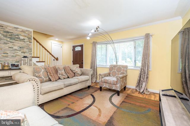 51 SAINT DUNSTANS RD, Hatboro, PA 19040
