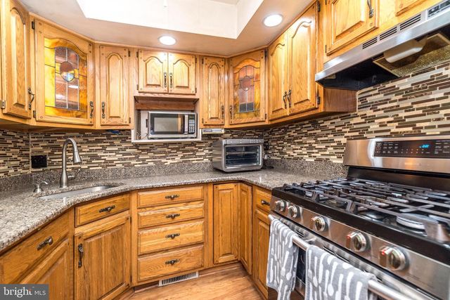 51 SAINT DUNSTANS RD, Hatboro, PA 19040