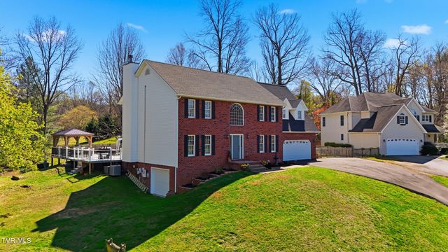 124 Lazy Lane, Gray, TN 37615