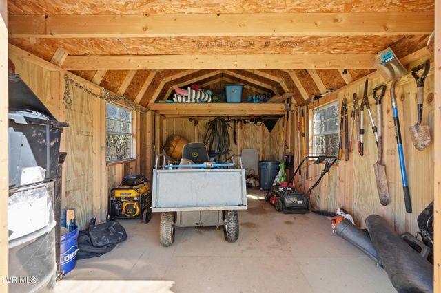 124 Lazy Lane, Gray, TN 37615