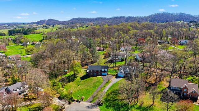 124 Lazy Lane, Gray, TN 37615