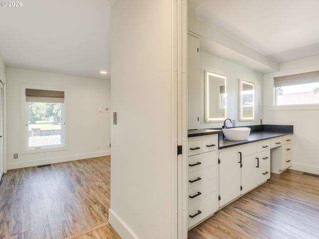 2035 Nw SAINT ANDREWS Dr, Mc Minnville, OR 97128