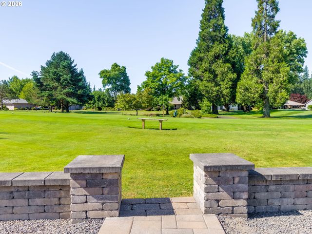 2035 Nw SAINT ANDREWS Dr, Mc Minnville, OR 97128
