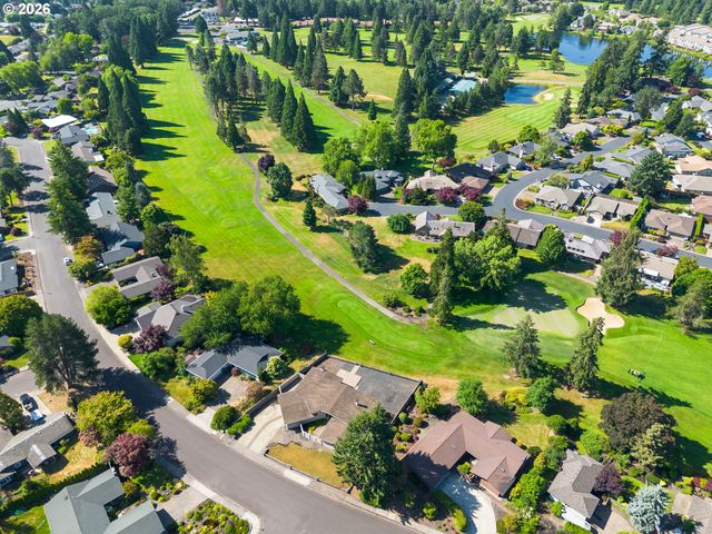 2035 Nw SAINT ANDREWS Dr, Mc Minnville, OR 97128