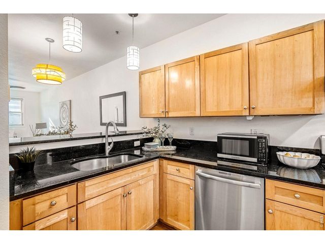 1715 15th St 4, Boulder, CO 80302