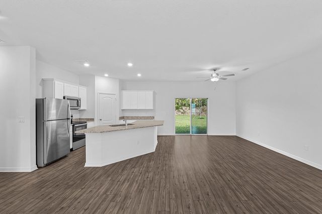 1673 SW Neptune Ave, Port St Lucie, FL 34953
