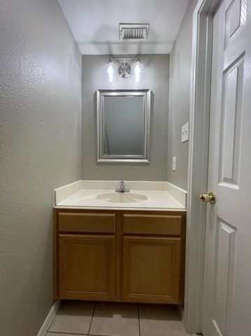 9559 Carmalee Street, Houston, TX 77075