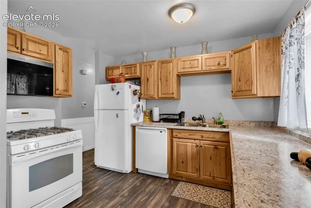 3 MacArthur Road, Pueblo, CO 81001
