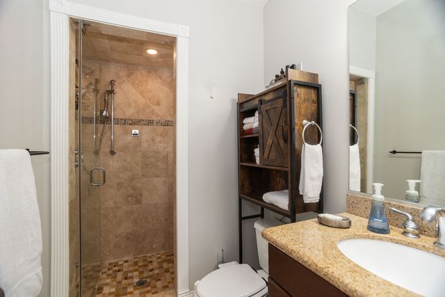 5206 N WINTHROP Avenue 1, Chicago, IL 60640