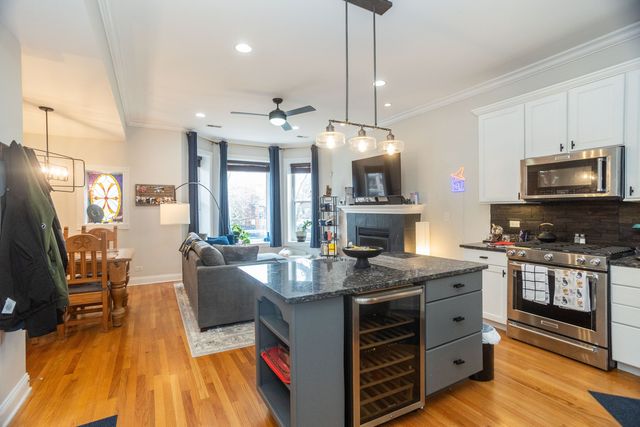 5206 N WINTHROP Avenue 1, Chicago, IL 60640