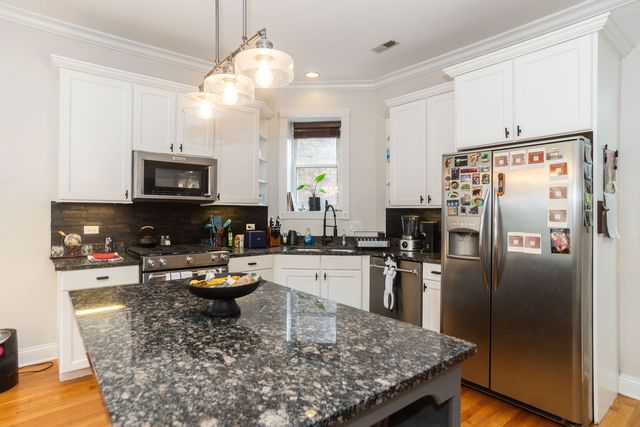 5206 N WINTHROP Avenue 1, Chicago, IL 60640