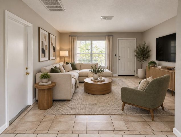 136 BIRMINGHAM DRIVE, Kissimmee, FL 34758