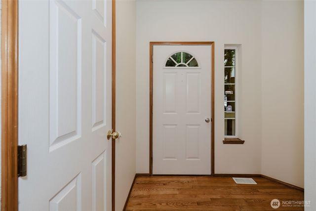 1649 NE Harvard Avenue, Keyport, WA 98345