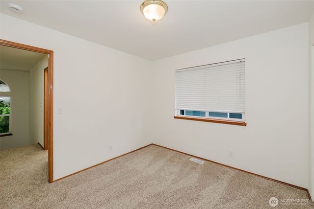 1649 NE Harvard Avenue, Keyport, WA 98345