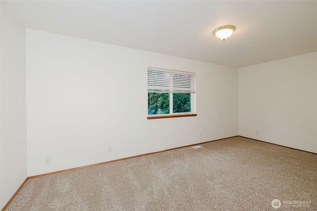 1649 NE Harvard Avenue, Keyport, WA 98345