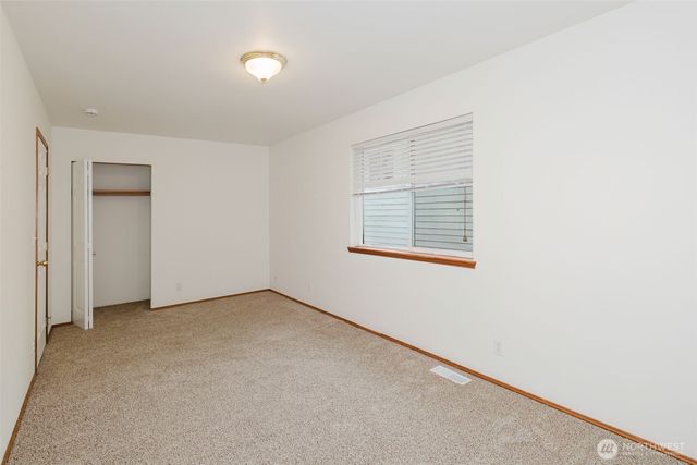 1649 NE Harvard Avenue, Keyport, WA 98345