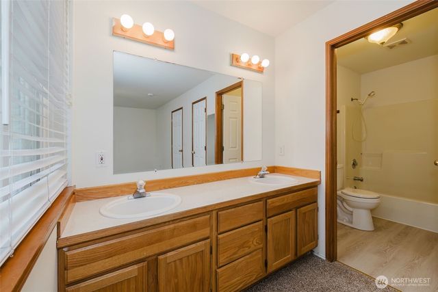 1649 NE Harvard Avenue, Keyport, WA 98345