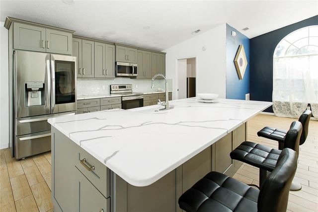 31439 STIRRUP LANE, Wesley Chapel, FL 33543