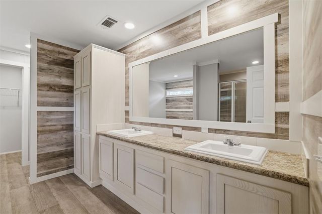 381 NW Ridge Lane, Mcalester, OK 74501