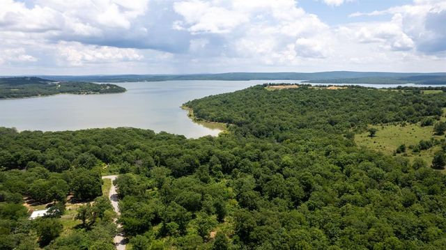 381 NW Ridge Lane, Mcalester, OK 74501