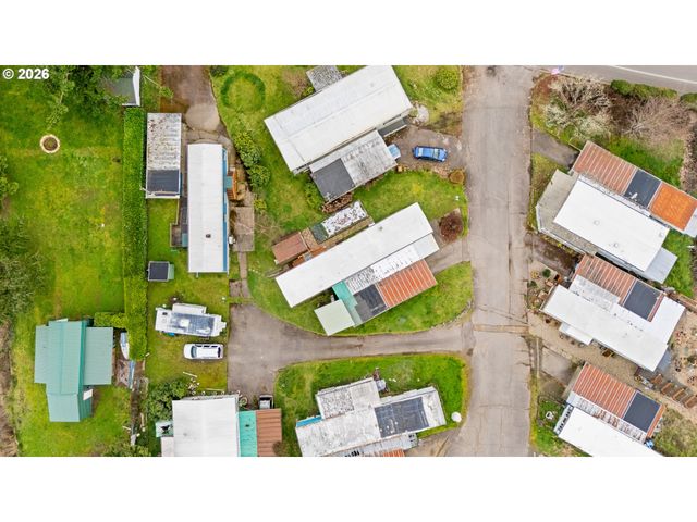 7080 THURSTON Rd 02, Springfield, OR 97478