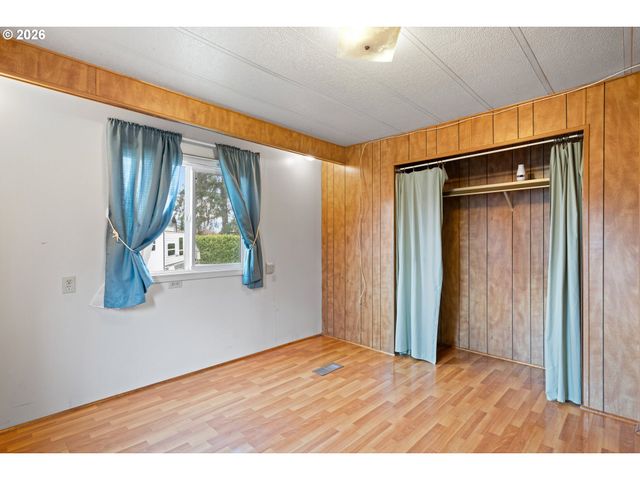 7080 THURSTON Rd 02, Springfield, OR 97478