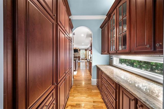 2252 Parkwood Place Court SE, Smyrna, GA 30080
