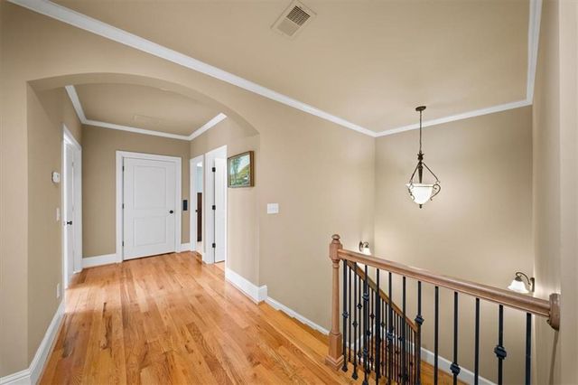 2252 Parkwood Place Court SE, Smyrna, GA 30080