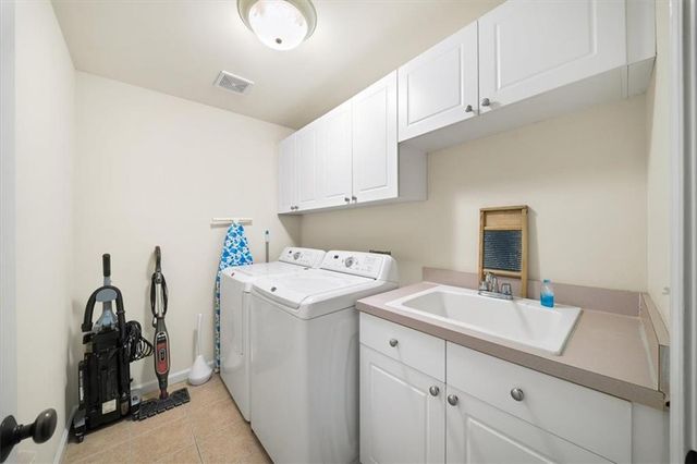2252 Parkwood Place Court SE, Smyrna, GA 30080