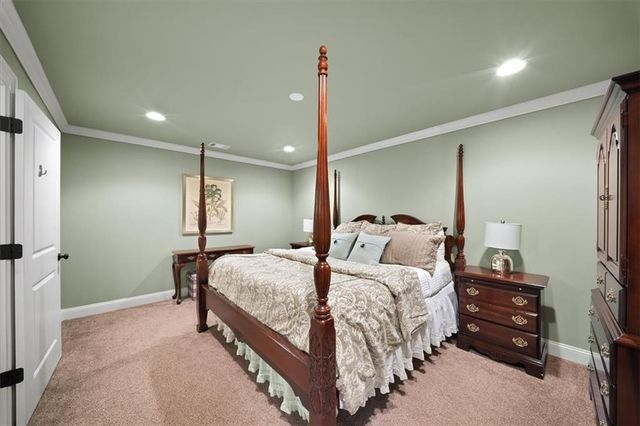 2252 Parkwood Place Court SE, Smyrna, GA 30080