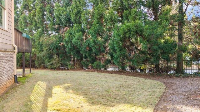 2252 Parkwood Place Court SE, Smyrna, GA 30080