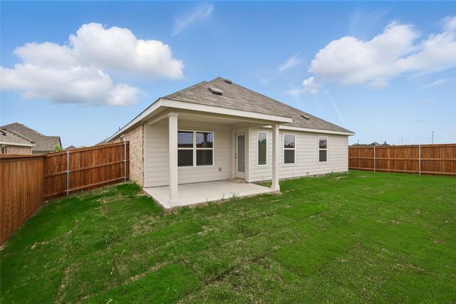 124 Patrick Henry Drive, Venus, TX 76084