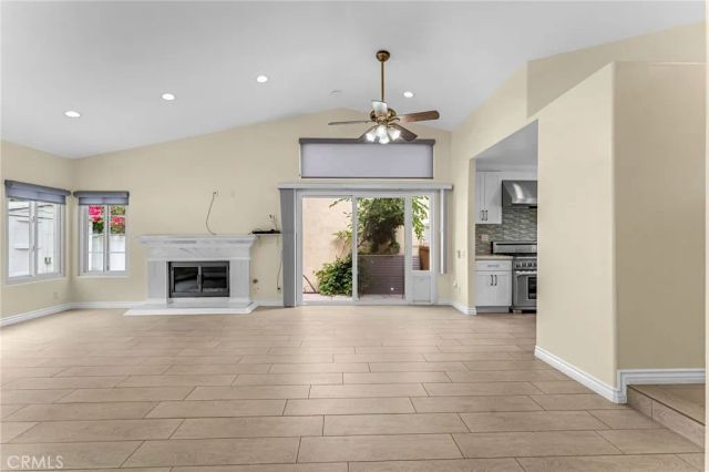 15 Laconia, Irvine, CA 92614