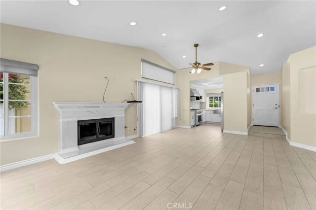 15 Laconia, Irvine, CA 92614