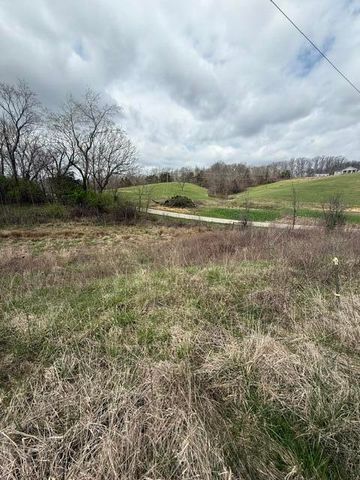 1223 Glass Pike, Stamping Ground, KY 40379