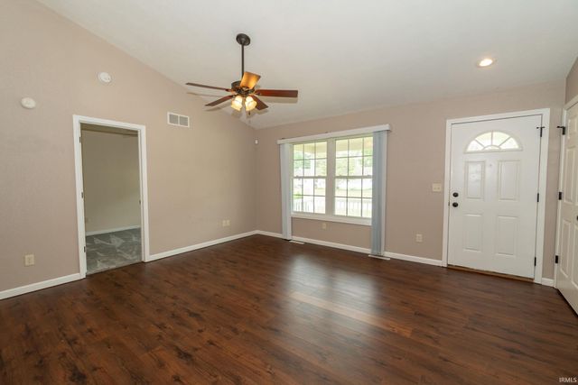 56862 Moyer Lane, Elkhart, IN 46516