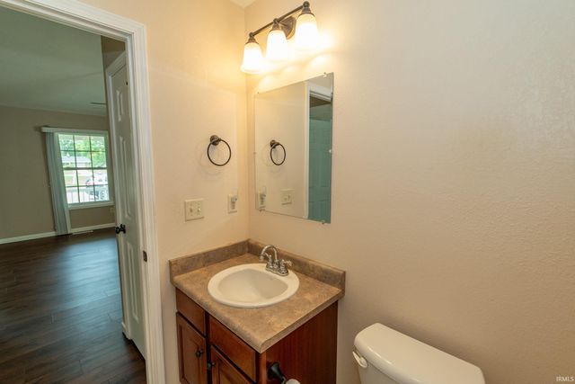 56862 Moyer Lane, Elkhart, IN 46516