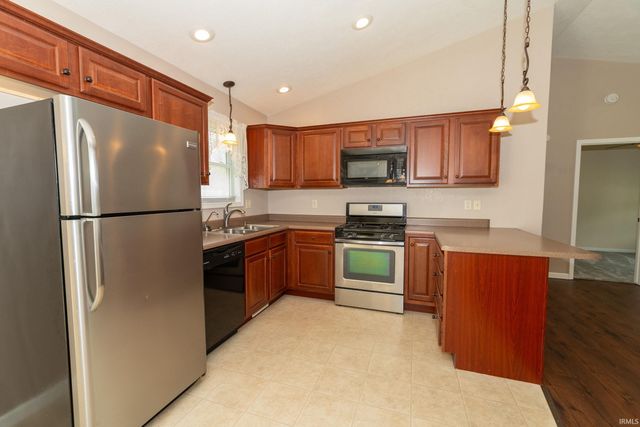 56862 Moyer Lane, Elkhart, IN 46516