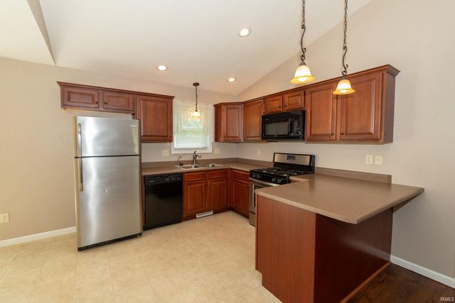56862 Moyer Lane, Elkhart, IN 46516
