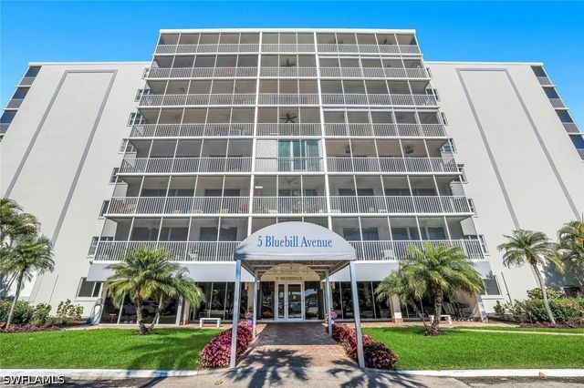 5 Bluebill AVE 410, Naples, FL 34108